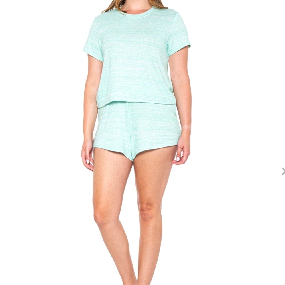 NWT UGG Australia Short Sleeve Aniyah Shirt & Shorts Pajama Set